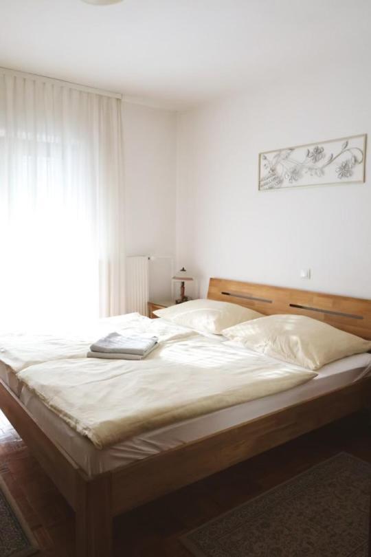בלד Apartments-Rooms Kocijancic מראה חיצוני תמונה